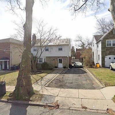 18 Grayson Pl, Teaneck, NJ 07666