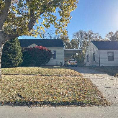 1805 E 22 Nd St, Des Moines, IA 50317