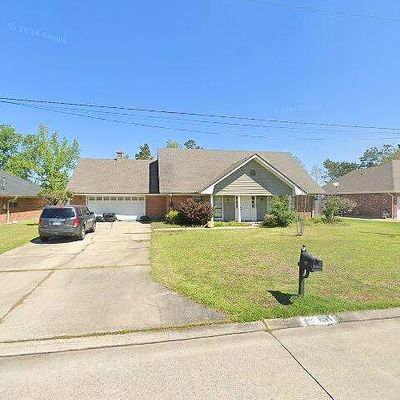 1814 Honeysuckle Ln, Sulphur, LA 70663