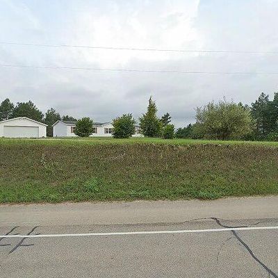 1543 E 16 Rd, Mesick, MI 49668