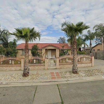 15482 Citron Ave, Fontana, CA 92335