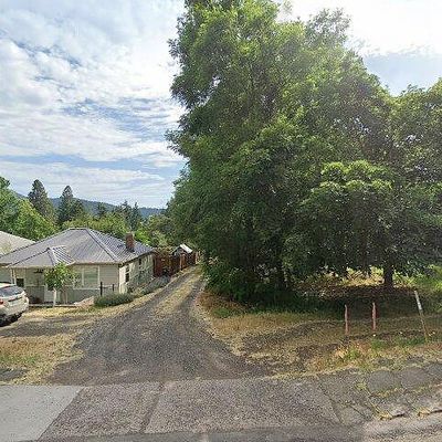 156 Se 6 Th Pl, White Salmon, WA 98672