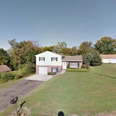 1560 Beamer Ave, New Kensington, PA 15068