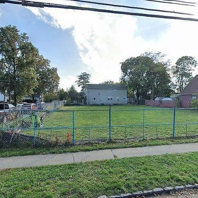 157 Broadway, Westbury, NY 11590