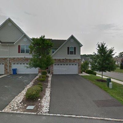 159 Valmore Ct, Pennington, NJ 08534