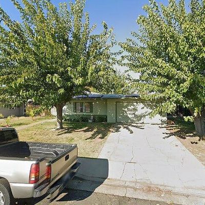 1595 Primrose Ave, Merced, CA 95340