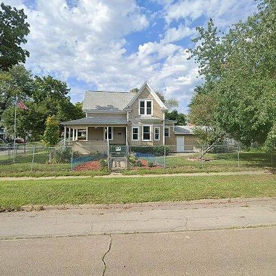 1602 5 Th Ave Se, Cedar Rapids, IA 52403