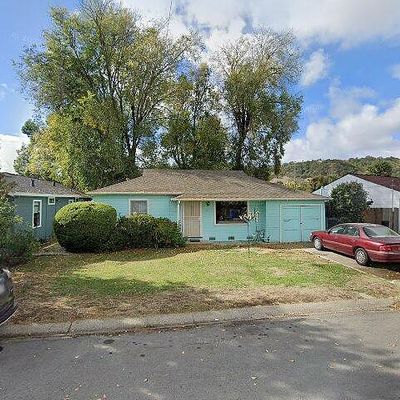 161 Harrison Ave, Napa, CA 94558