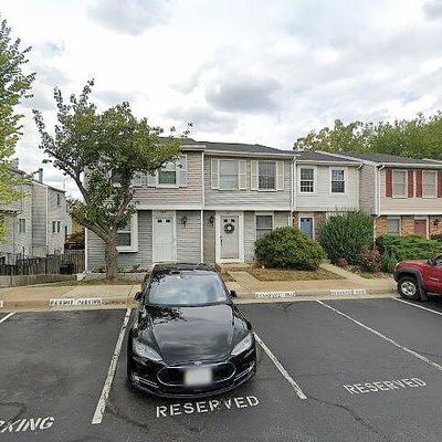 1617 10 Th St S, Arlington, VA 22204