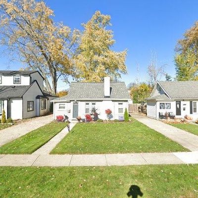 16236 Kirkshire Ave, Beverly Hills, MI 48025