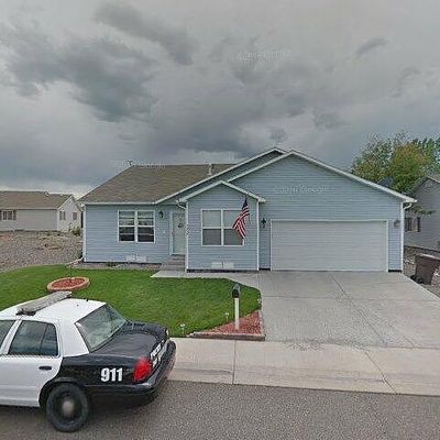 1957 Sneffels St, Montrose, CO 81401