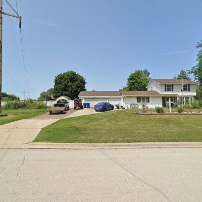 1992 London Rd, Green Bay, WI 54311