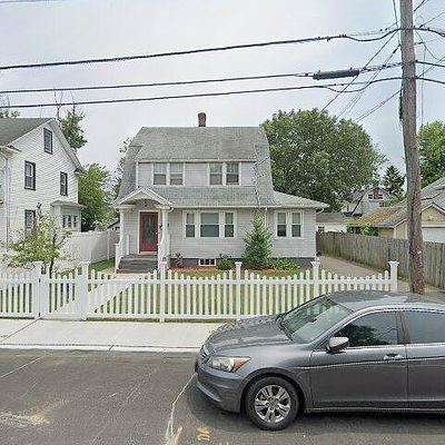 2 Aiken St, Norwalk, CT 06851