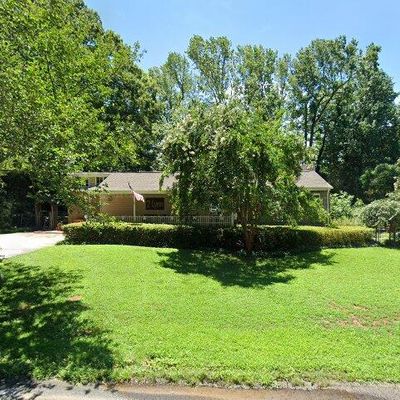 2 Lynn Dr, Taylors, SC 29687