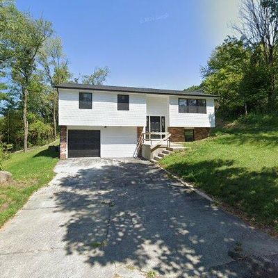 200 E White Oak St, Delmont, PA 15626