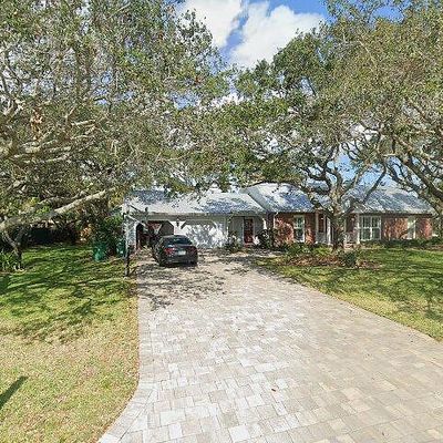 200 Melbourne Ave, Indialantic, FL 32903