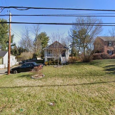 200 S Maple Ave, Purcellville, VA 20132