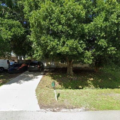 2008 Sw Hampshire Ln, Port Saint Lucie, FL 34953