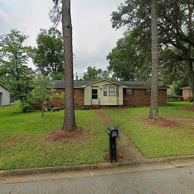 2010 Gary Ave, Albany, GA 31707