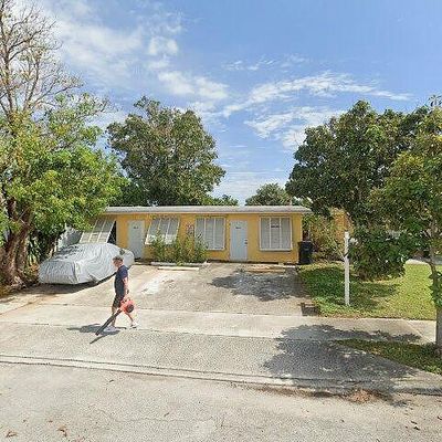 2010 Park St, Lake Worth Beach, FL 33460