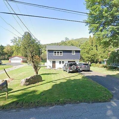 202 N Derry Ave, Yeagertown, PA 17099