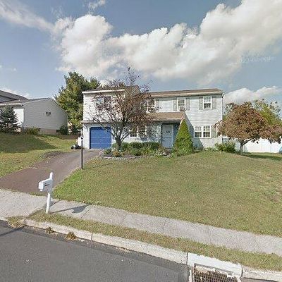 202 Parkridge Dr, Perkasie, PA 18944