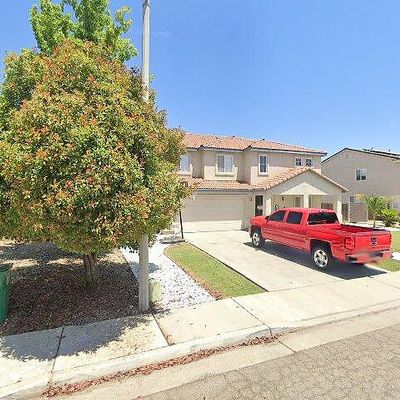 2020 W Julieann Ave, Porterville, CA 93257