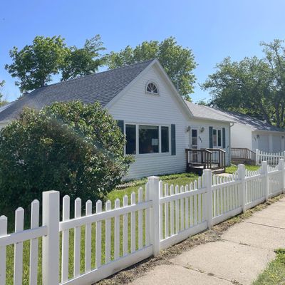 203 Central Avenue, Crosby, ND 58730