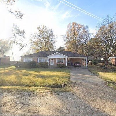 203 James St, Batesville, MS 38606