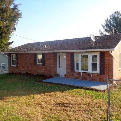 203 Laurel St Se, Valdese, NC 28690