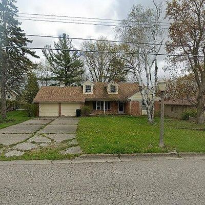 2030 Byrnes Rd, Lansing, MI 48906