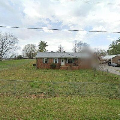 204 Redbud Ln, Unionville, TN 37180