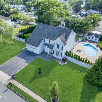 2050 Mackenzie Rd, Toms River, NJ 08755