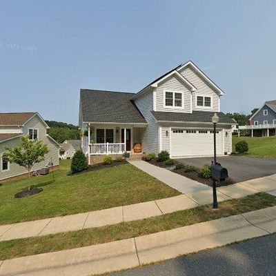 206 Bell Creek Dr, Staunton, VA 24401