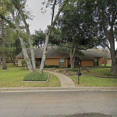 206 White Hall Rd, Woodway, TX 76712