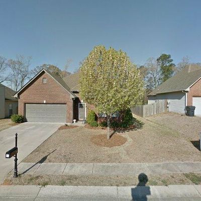 207 Bedford Ln, Calera, AL 35040