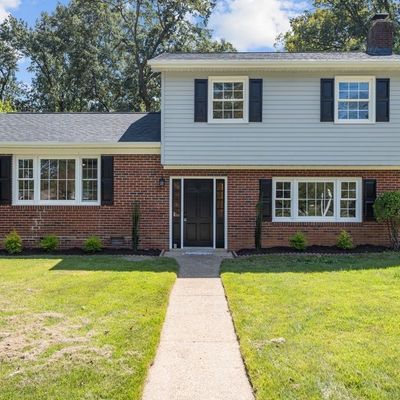 2075 Woodmont Dr, North Chesterfield, VA 23235