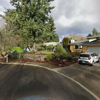 208 Ne 140 Th Ave, Portland, OR 97230