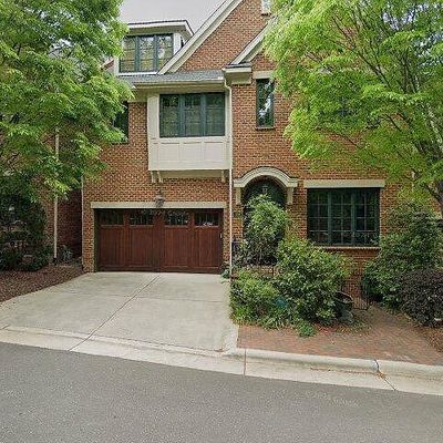 208 Village Gate Dr, Chapel Hill, NC 27514