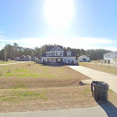 208 Willow Bridge Dr, Stella, NC 28582