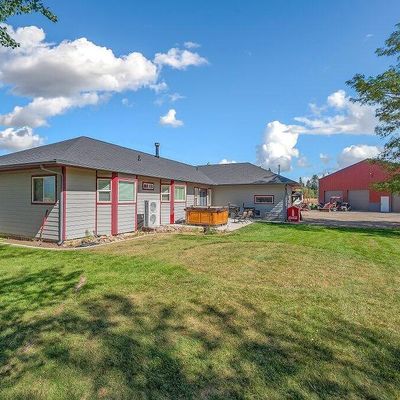 2082 W King Ave, Rathdrum, ID 83858