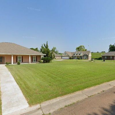 2085 Bill Johnson Dr, Vidalia, LA 71373