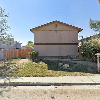 209 W Ash St, Taft, CA 93268