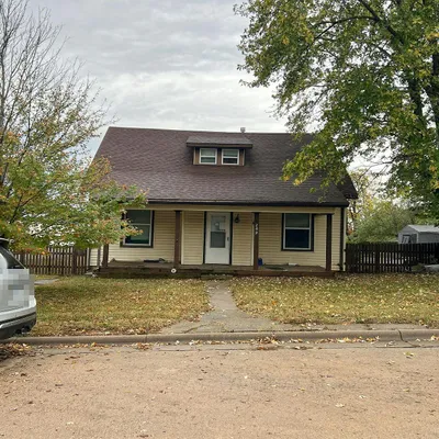 209 W Carr Ave, El Dorado, KS 67042