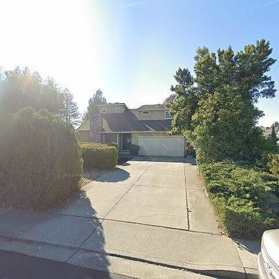 2093 Mankas Ct, Fairfield, CA 94534