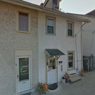 21 Hall St, Phoenixville, PA 19460