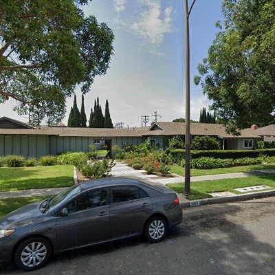 1828 E 19th St, Santa Ana, CA 92705