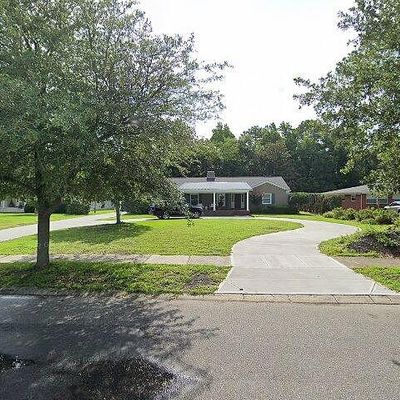 1831 Hawthorne Rd, Wilmington, NC 28403