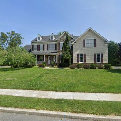 1853 Viola Ln, Hellertown, PA 18055