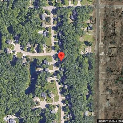 18598 Woodduck Dr, Spring Lake, MI 49456